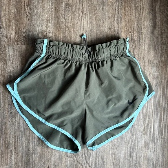 Women’s Size Small Nike Dry Dri-Fit Standard Fit Running Shorts - Picture 1 of 5
